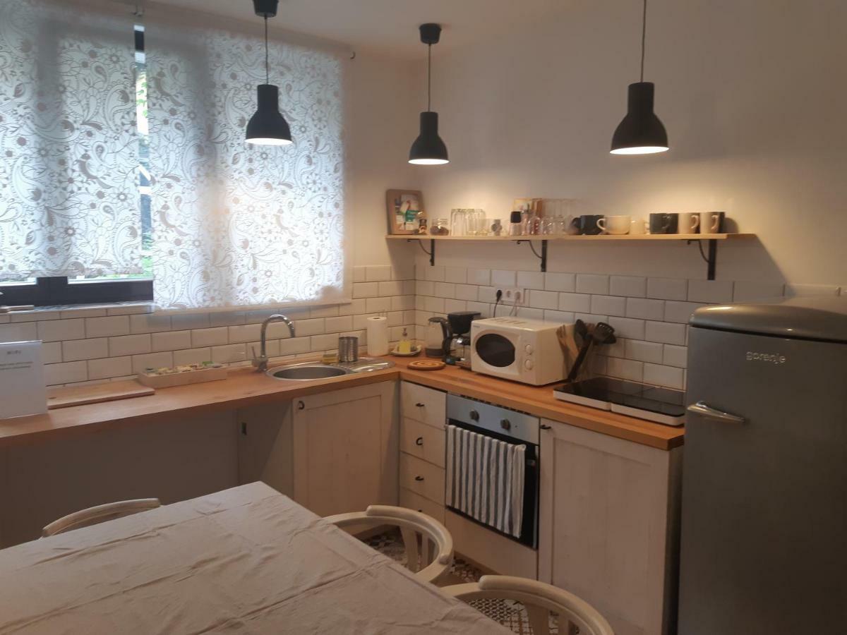 2 Bedroom Apartment Near Heroes Square Budapest Bagian luar foto